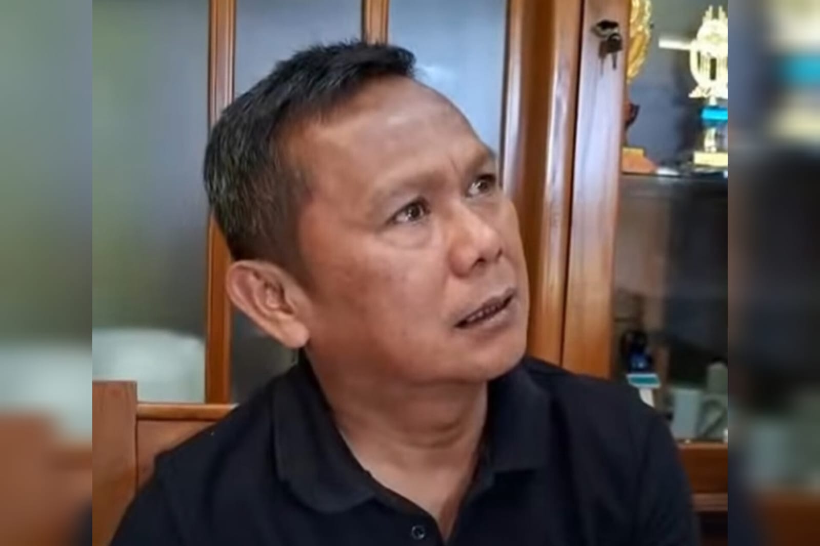 DADANG AHYAR ISMAIL: BANTU AMANKAN TAUFIK HIDAYAT, SERAHKAN SELURUH HADIAH Rp250 JUTA UNTUK KORBAN
