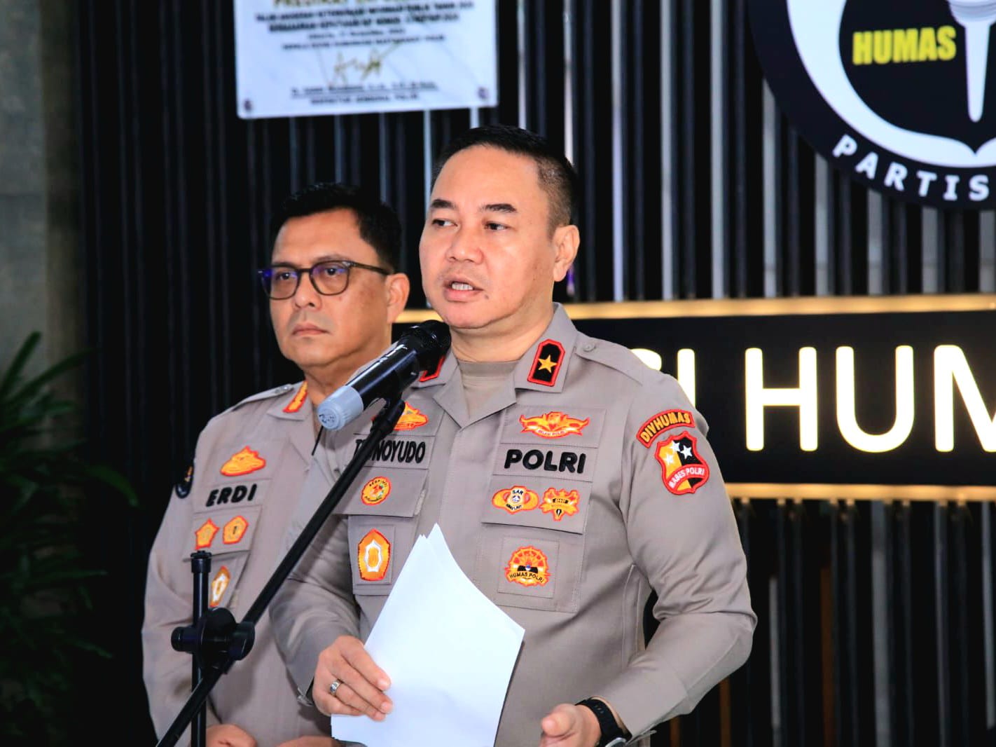 POLRI LAKUKAN MUTASI BESAR‑BESARAN TERHADAP 1.121 PERSONEL, DIBENTUK JUGA POLRESTA IBU KOTA NUSANTARA