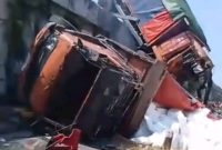 Rem Blong Diduga Jadi Pemicu Kecelakaan Beruntun di Flyover Kretek Brebes, 8 Orang Luka