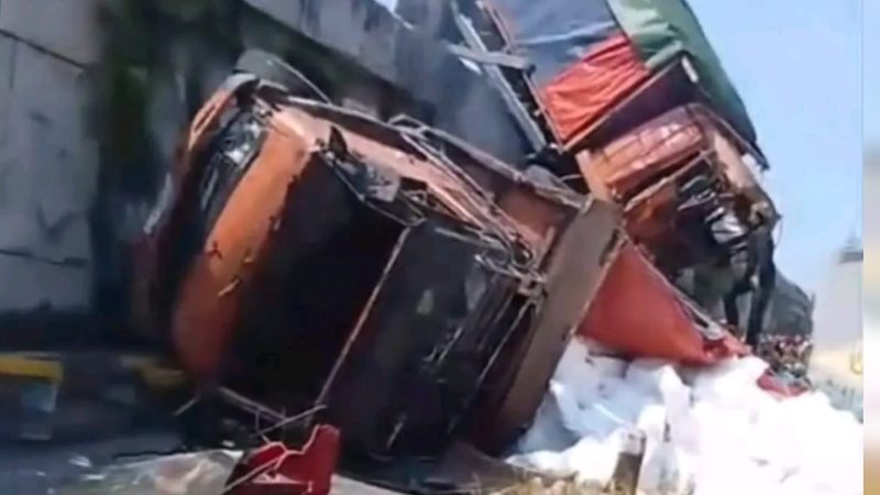Rem Blong Diduga Jadi Pemicu Kecelakaan Beruntun di Flyover Kretek Brebes, 8 Orang Luka