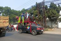 Koalisi Tujuh Serikat Buruh Long March ke Kantor Bupati Bandung Barat