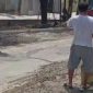 Jalan Akses Pemkab Bekasi di Tegal Danas Berdebu Tebal Akibat Ceceran Cor Truk Molen, Warga Mengeluh Sesak