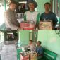 Kapolsek Dente Teladas Berbagi 30 Nasi Bungkus untuk Warga Gotong Royong Pengecoran Jalan