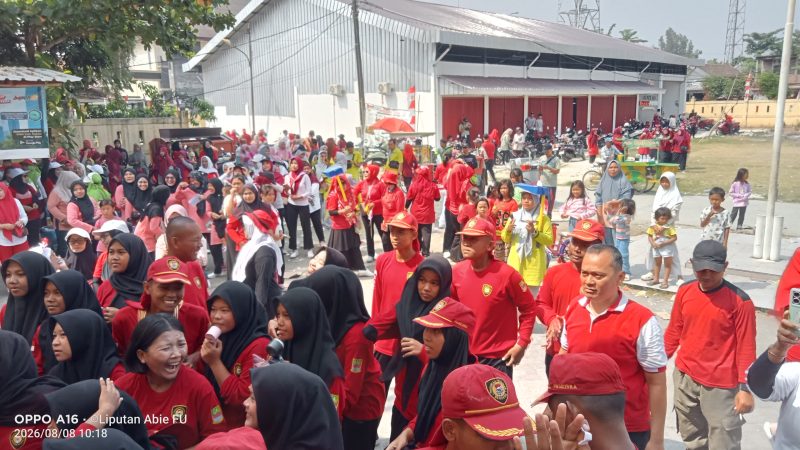 Semarak Agustusan: 79 Tim Meriahkan Gerak Jalan dan Senam Kreasi di Kedungwaringin