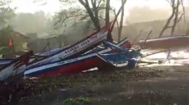 Gelombang Pasang Menerjang Pantai Baru dan Pantai Pandansimo Bantul, Dua Rumah Roboh dan Satu Perahu Pecah