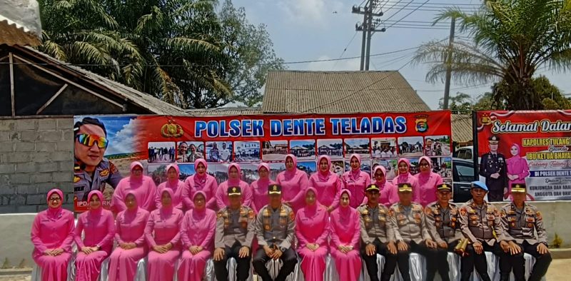 Kunjungan Silaturahmi ke Polsek Dente Teladas, Kapolres Tulang Bawang Tekankan Pelayanan Prima dan Jaga Integritas